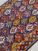 Load image into Gallery viewer, Vintage Caucasian Rug 7.7 x 10.8