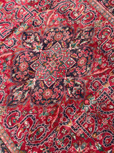 Load image into Gallery viewer, Vintage Persian Heriz Rug 8x11