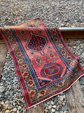 Load image into Gallery viewer, Vintage Persian Rug 3.4x6