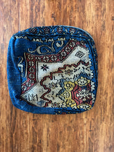 Load image into Gallery viewer, Poufs blue 1 and 2
